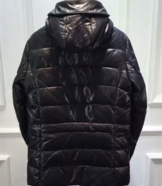 市场上装-皮衣-时尚商务皮衣