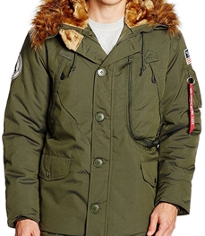 市场上装-中长外套-时尚男装中长外套