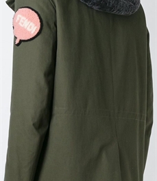 市场上装-中长外套-休闲男装中长外套