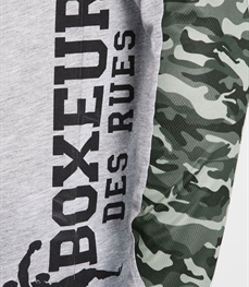 市场上装-T恤-时尚男装T恤