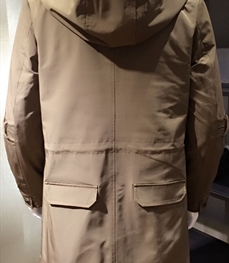 市场上装-中长外套-时尚男装中长外套