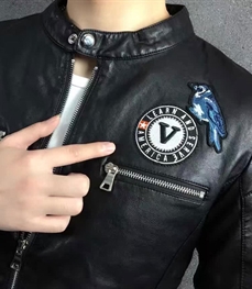 市场上装-皮衣-时尚男装皮衣