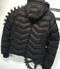 市场上装-棉衣/羽绒服-时尚男装棉服