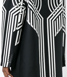 市场上装-中长外套-休闲男装中长外套