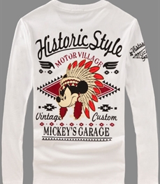 市场上装-T恤-休闲男装T恤