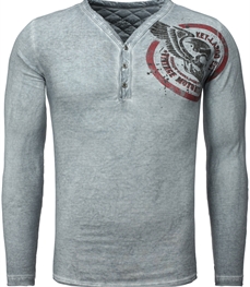 市场上装-T恤-时尚男装T恤