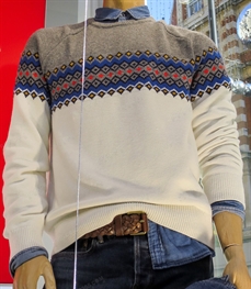 市场上装-毛衫-（实拍）休闲男装毛衫