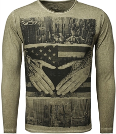 市场上装-T恤-时尚男装T恤