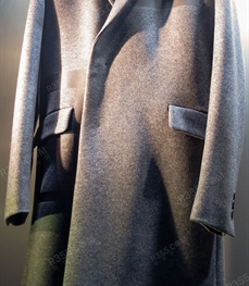 市场上装-中长外套-（实拍）休闲男装中长外套