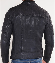 市场上装-皮衣-时尚男装皮衣