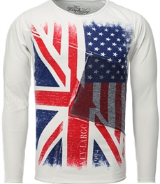 市场上装-T恤-时尚男装T恤