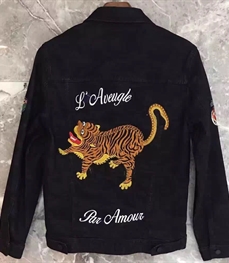 市场上装-夹克-时尚男装夹克