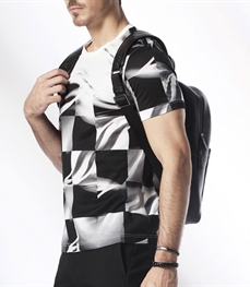 市场上装-T恤-时尚商务T恤