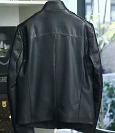 市场上装-皮衣-时尚商务皮衣