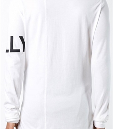 市场上装-T恤-休闲男装T恤