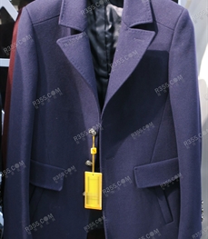 市场上装-大衣-时尚商务大衣（实拍）