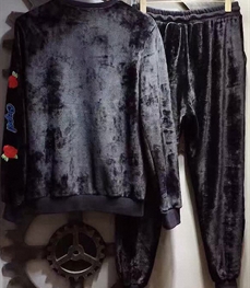 市场上装-套装-休闲男装套装