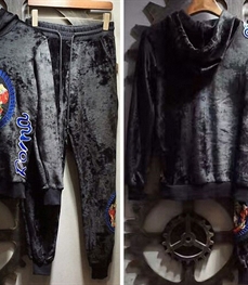 市场上装-套装-休闲男装套装