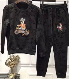 市场上装-套装-休闲男装套装