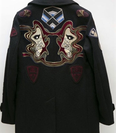 市场上装-中长外套-时尚男装中长外套