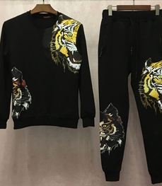 市场上装-套装-休闲男装套装