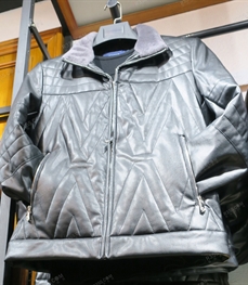 市场上装-皮衣-时尚商务皮衣（实拍）