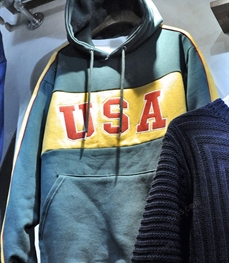 市场上装-卫衣-（实拍）时尚男装卫衣