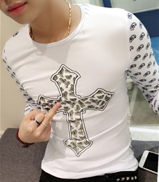 市场上装-T恤-时尚男装T恤