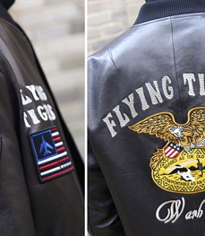 市场上装-皮衣-时尚男装皮衣