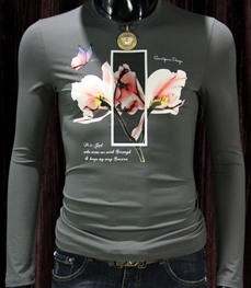 市场上装-T恤-时尚男装T恤