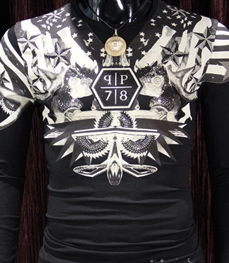 市场上装-T恤-时尚男装T恤