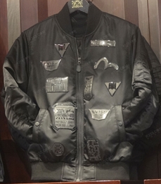 市场上装-夹克-（实拍）时尚男装夹克