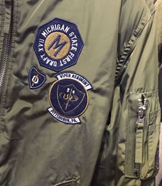 市场上装-夹克-（实拍）时尚男装夹克