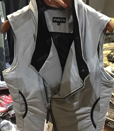 市场上装-马夹-（实拍）时尚男装马甲