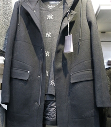 市场上装-中长外套-（实拍）时尚男装中长外套