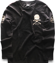 市场上装-T恤-休闲男装T恤