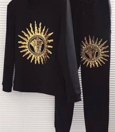 市场上装-套装-休闲男装套装