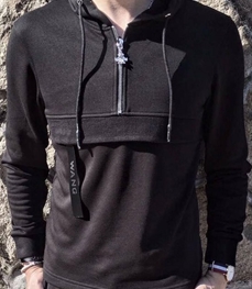 市场上装-T恤-时尚男装T恤