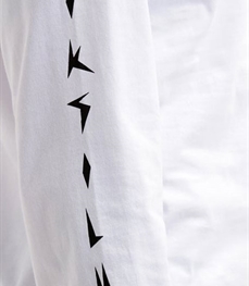 市场上装-T恤-休闲男装T恤