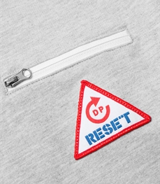 市场上装-T恤-休闲男装T恤