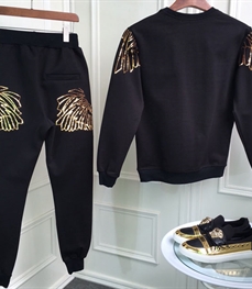 市场上装-套装-休闲男装套装