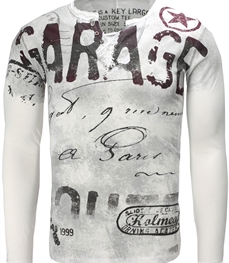 市场上装-T恤-时尚男装T恤