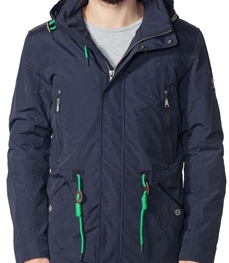 市场上装-夹克-时尚男装夹克