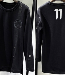 市场上装-T恤-时尚男装T恤