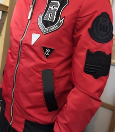 市场上装-夹克-时尚男装夹克