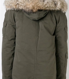 市场上装-中长外套-休闲男装中长外套