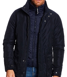 市场上装-大衣-时尚大衣