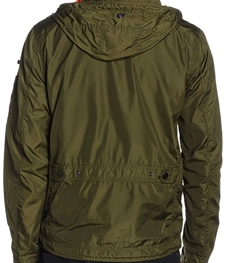 市场上装-夹克-时尚男装夹克