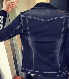 市场上装-夹克-时尚男装夹克