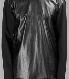 市场上装-T恤-休闲男装T恤